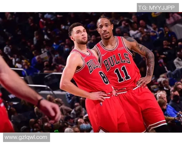 2017年NBA雷霆与奇才激战回顾球星表现与比赛精彩瞬间分析