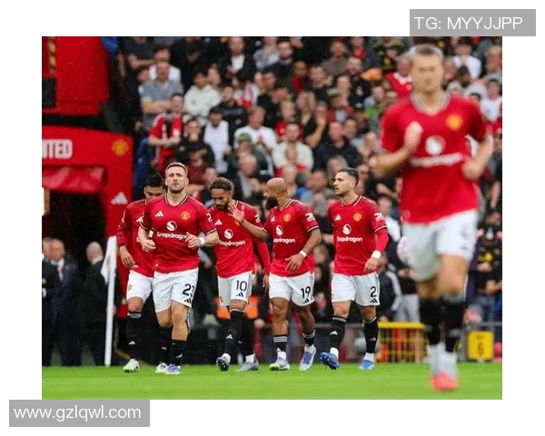 2015年曼联与曼城激战回顾红魔与蓝月亮的巅峰对决与精彩瞬间